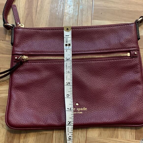 Kate Spade New York Jackson street burgundy leather crossbody purse - Picture 11 of 11
